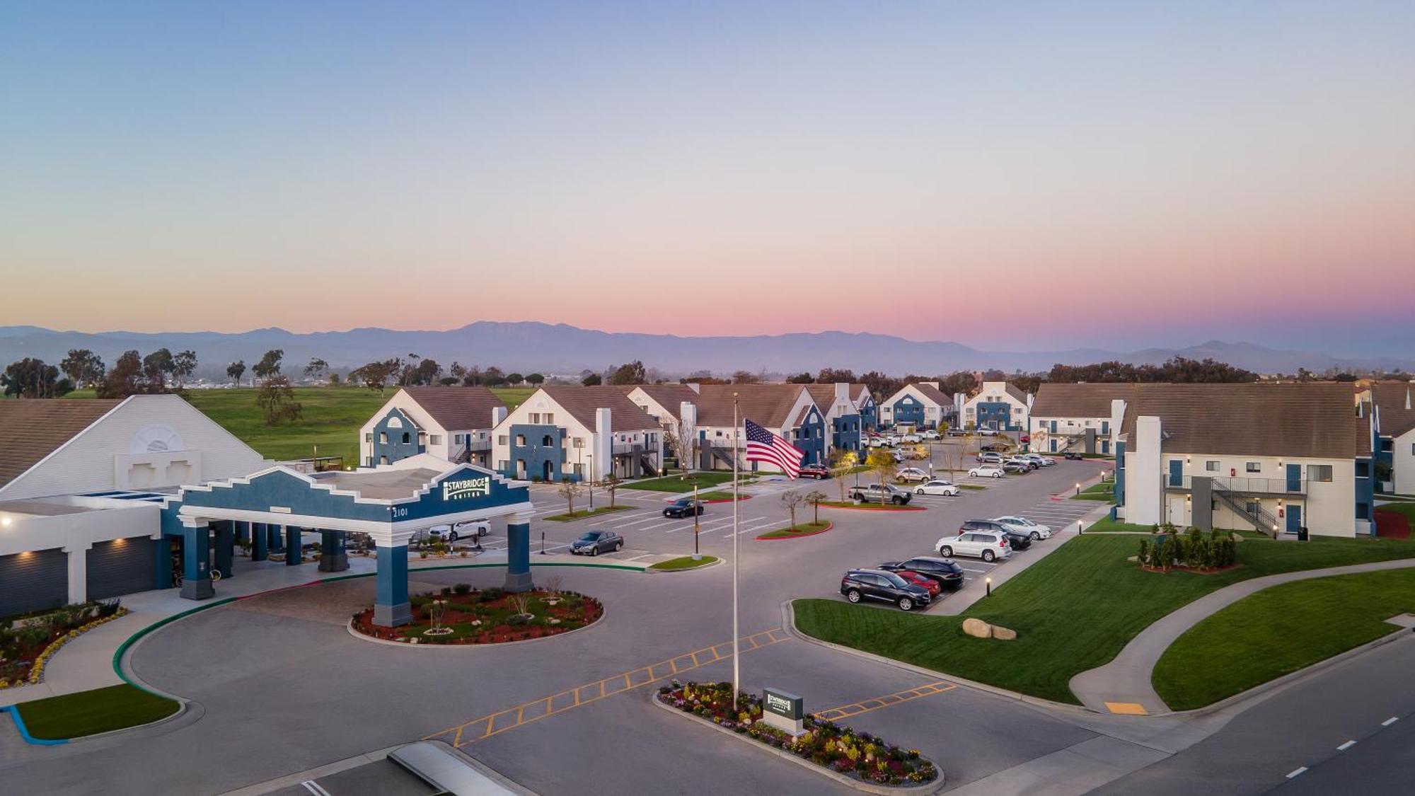 Staybridge Suites Oxnard - River Ridge By Ihg Extérieur photo