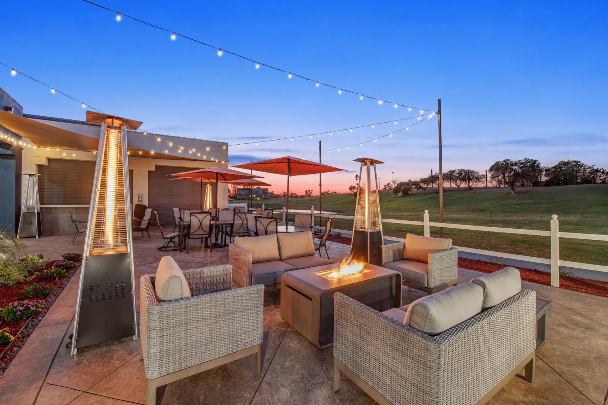 Staybridge Suites Oxnard - River Ridge By Ihg Extérieur photo